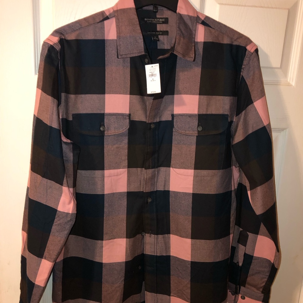 New with Tags. Banana Republic Soft Wash Button